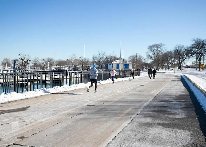 Lakeview 1br W Wd Gym Nr Lakefront Trail Chi-203 Апартаменты *